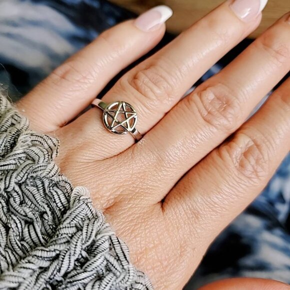 Pentagram Ring, Solid Sterling Silver Women Ring, Gothic Celtic 5 Point Star, - Picture 4 of 9